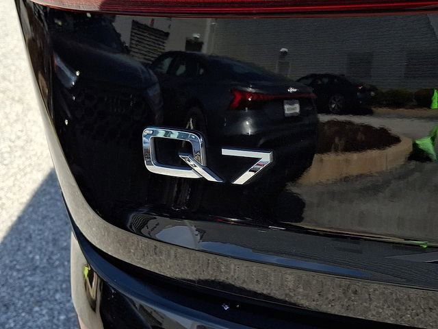 Used 2023 Audi Q7 2.0T Premium w/ Convenience Package image 30