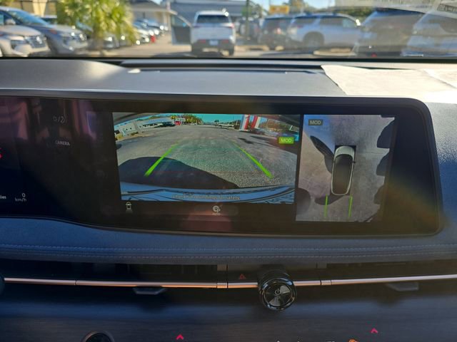 New 2025 Nissan Ariya Platinum image 20