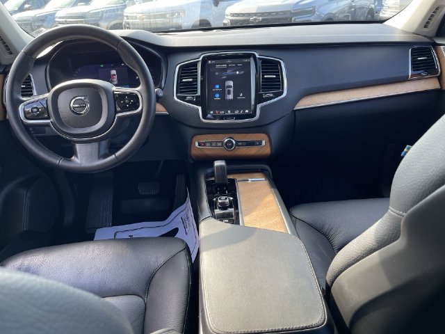 Used 2024 Volvo XC90 B6 Plus AWD/4WD image 21