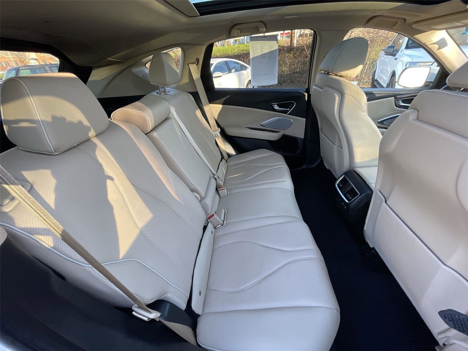 Used 2023 Acura RDX AWD w/ Advance Package image 23