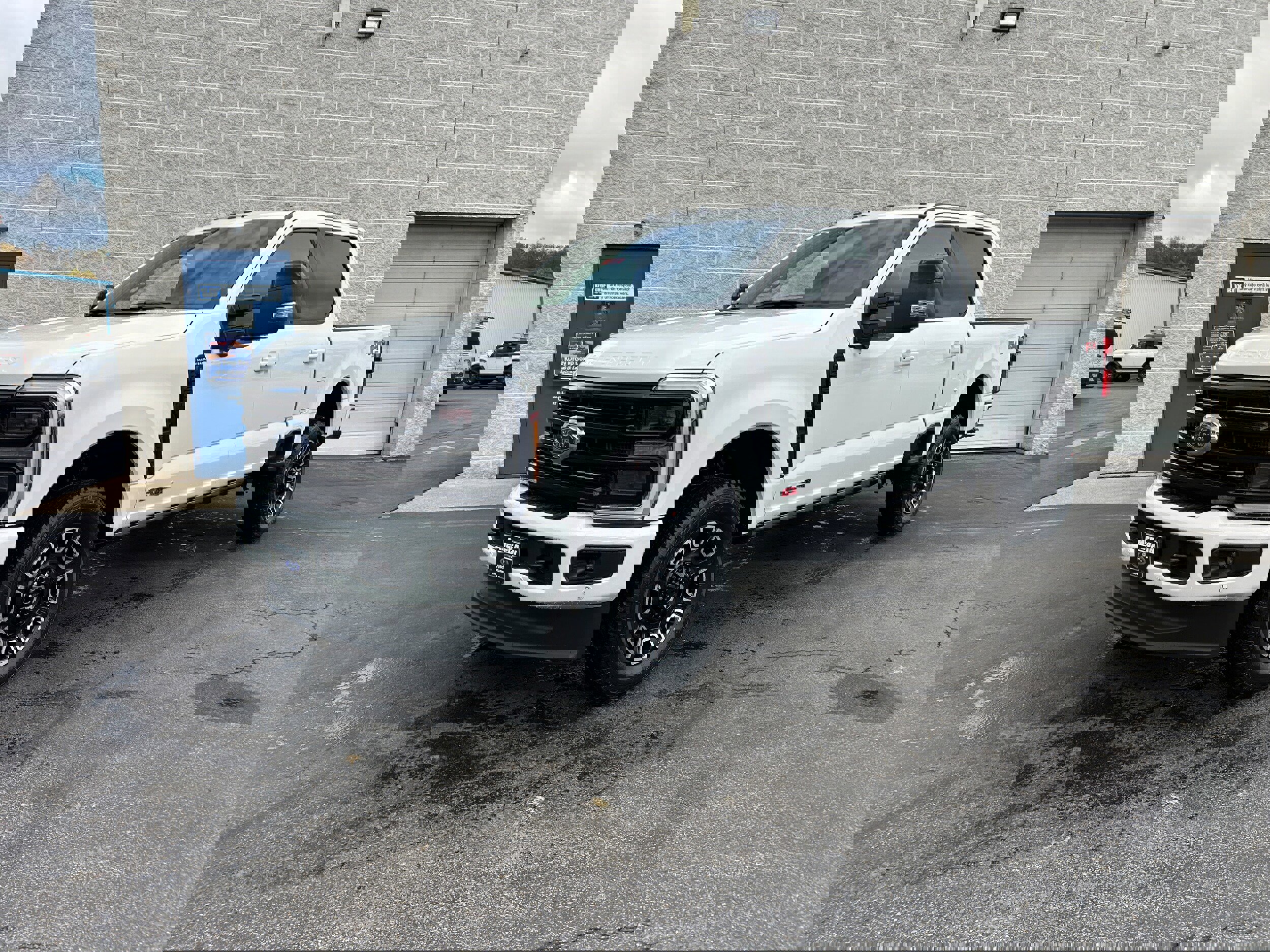 New 2026 Ford F250 Platinum image 2