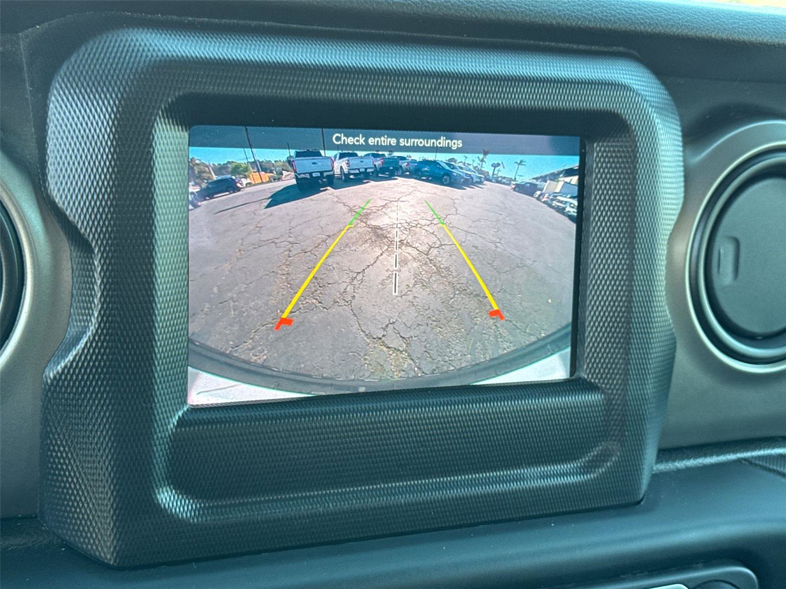 Used 2021 Jeep Wrangler Sport S image 28