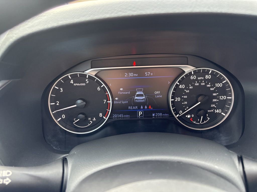 Used 2025 Nissan Altima 2.5 SV image 39