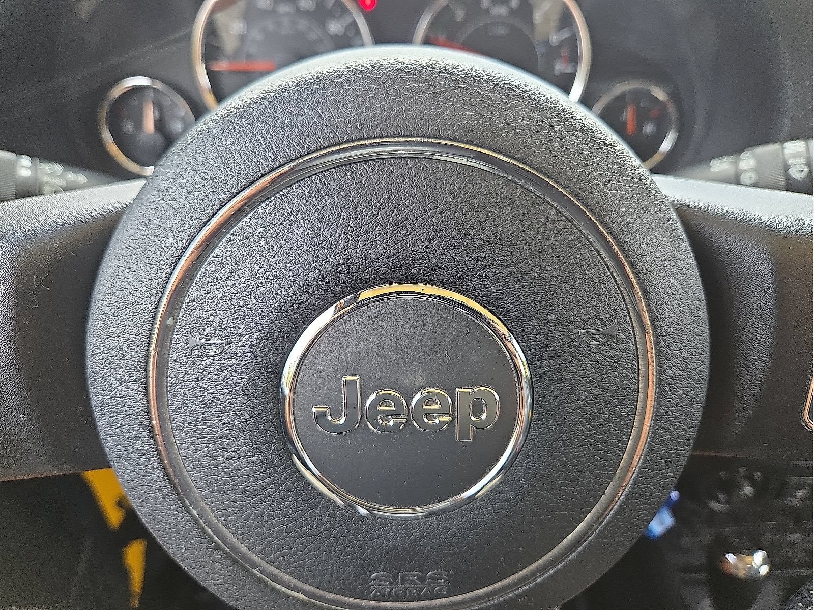 Used 2015 Jeep Wrangler Unlimited Sahara w/ Max Tow Package AWD/4WD image 22