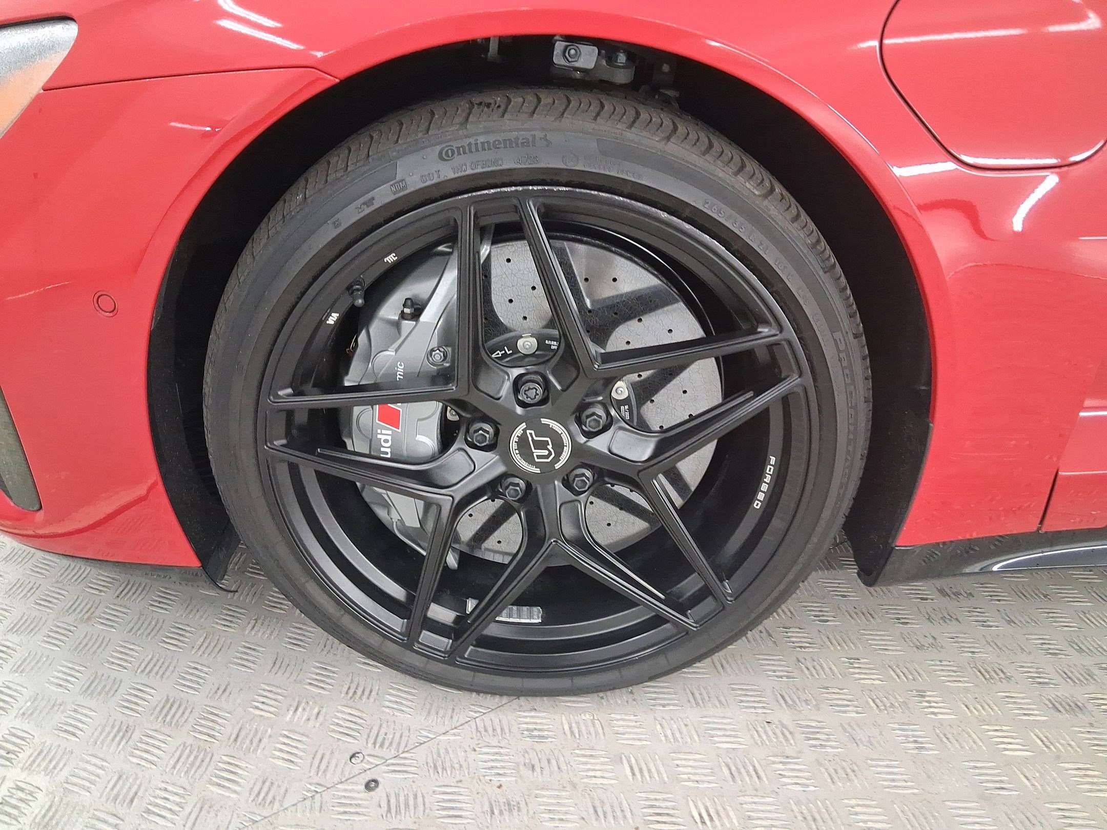 Used 2023 Audi RS e-tron GT w/ Carbon Performance Package image 11