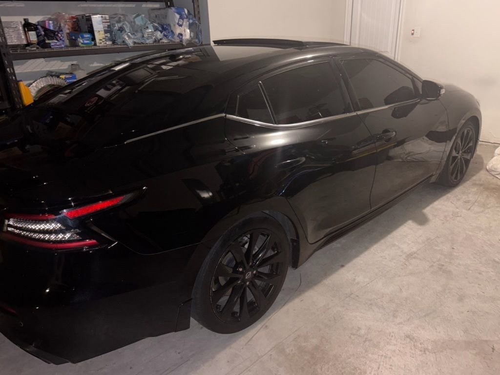 Used 2023 Nissan Maxima SR w/ Sport Mat Group FWD image 3