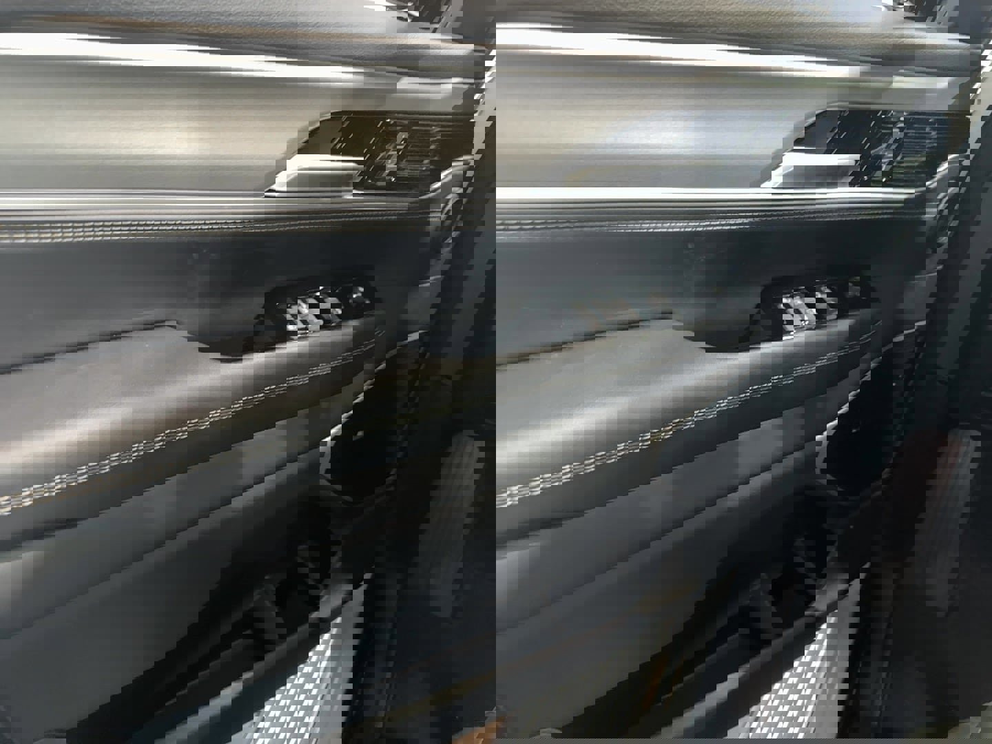 New 2026 Jeep Grand Wagoneer Limited image 7