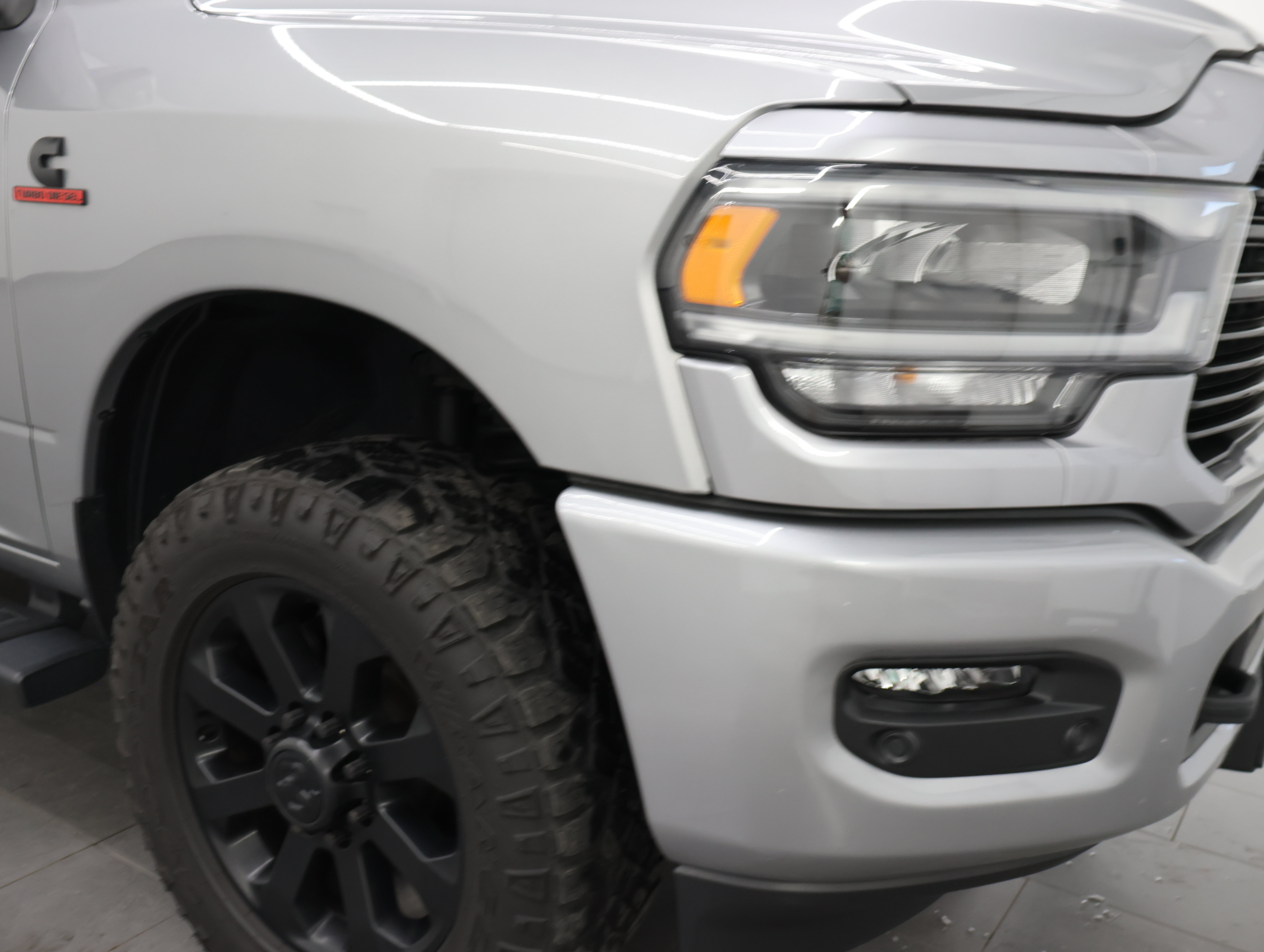 Used 2023 RAM 3500 Laramie AWD/4WD image 26