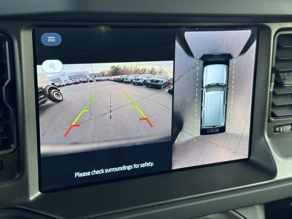 Used 2025 Ford Bronco Badlands image 10