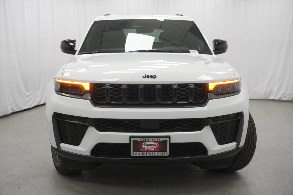 New 2026 Jeep Grand Cherokee Altitude AWD/4WD image 7