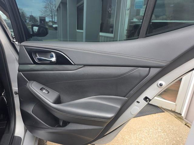 Used 2020 Nissan Maxima 3.5 SL w/ Floor Mat Group image 16