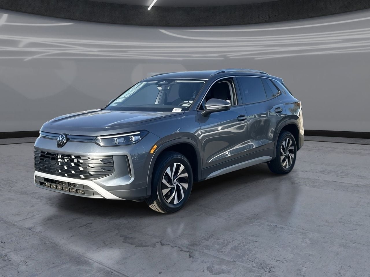 New 2026 Volkswagen Tiguan S AWD/4WD image 3