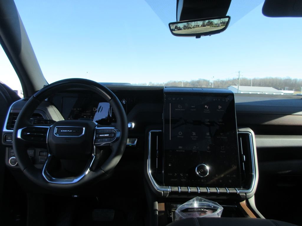 New 2026 GMC Yukon Denali w/ Denali Reserve Package image 17