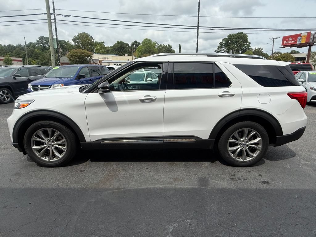 Used 2022 Ford Explorer Limited w/ Equipment Group 301A RWD image 8