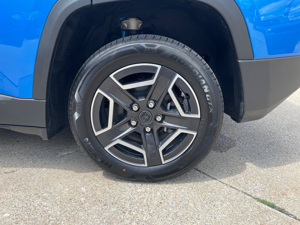 New 2026 Jeep Cherokee Laredo AWD/4WD image 24