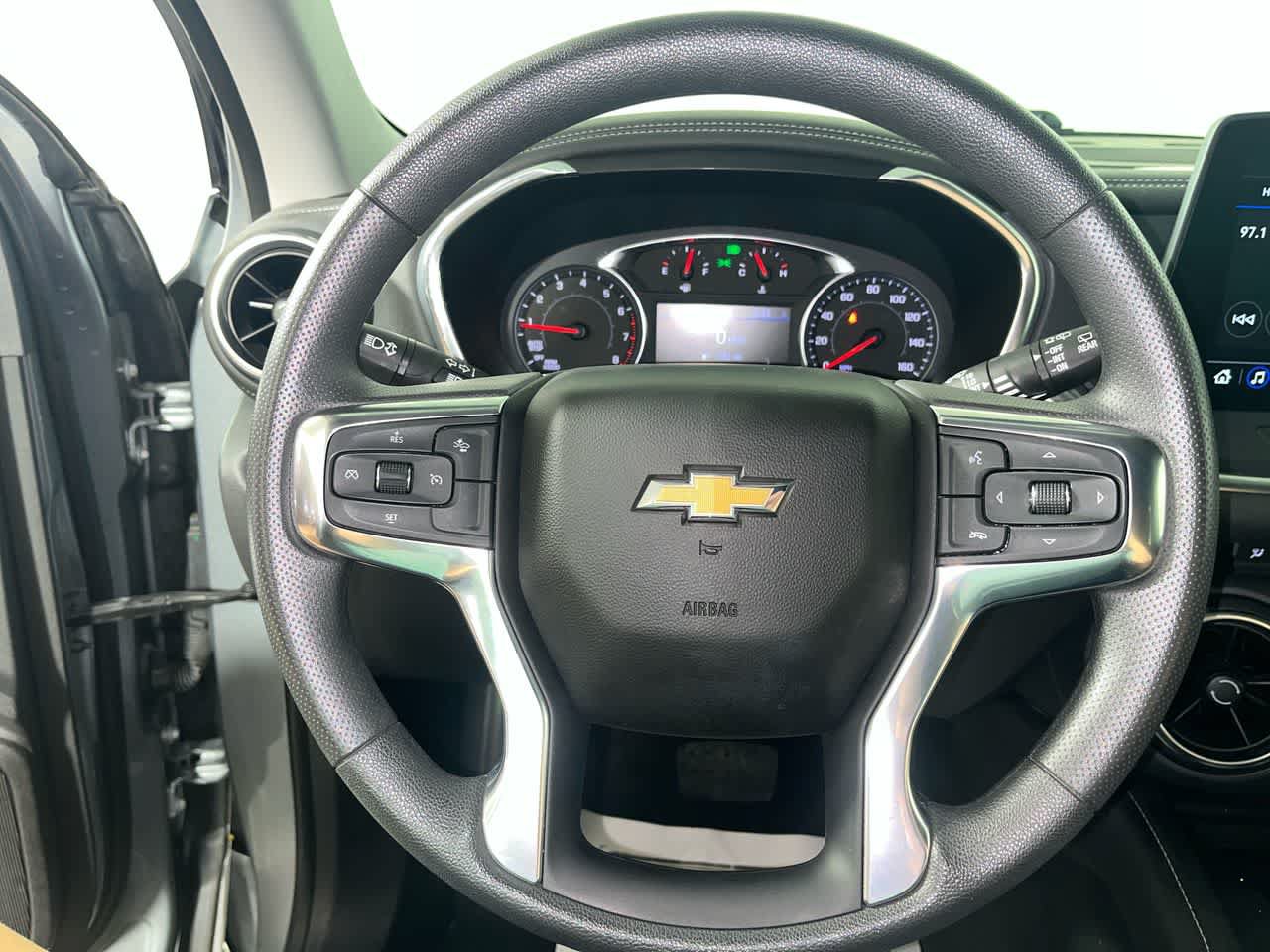 Used 2023 Chevrolet Blazer LT w/ Convenience Package AWD/4WD image 16