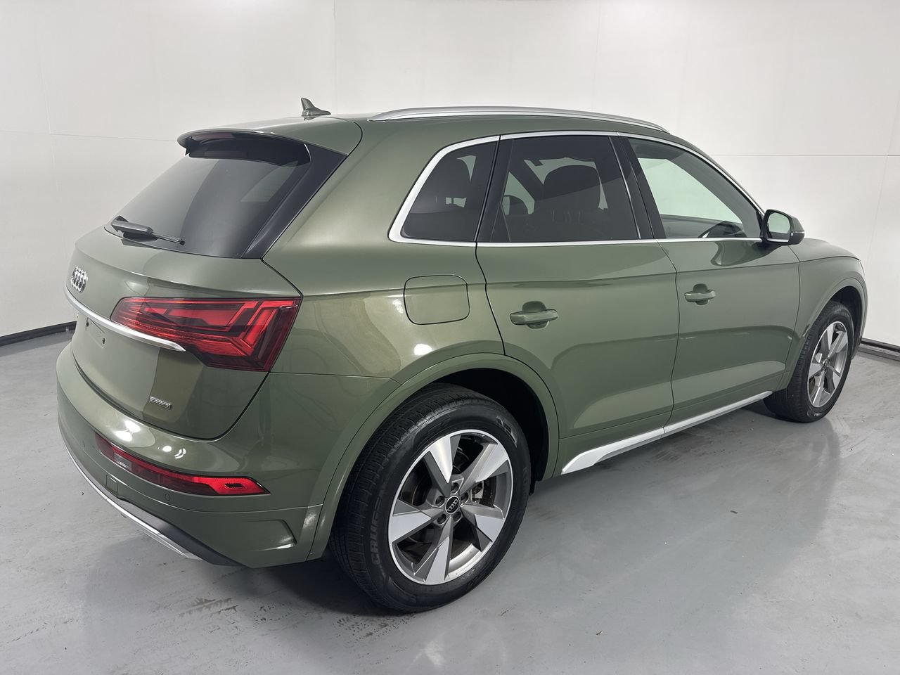 Used 2023 Audi Q5 2.0T Premium w/ Convenience Package AWD/4WD image 7