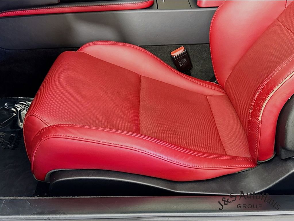 Used 2022 Jaguar F-TYPE R-Dynamic image 25