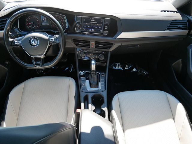 Used 2021 Volkswagen Jetta R-Line FWD image 12