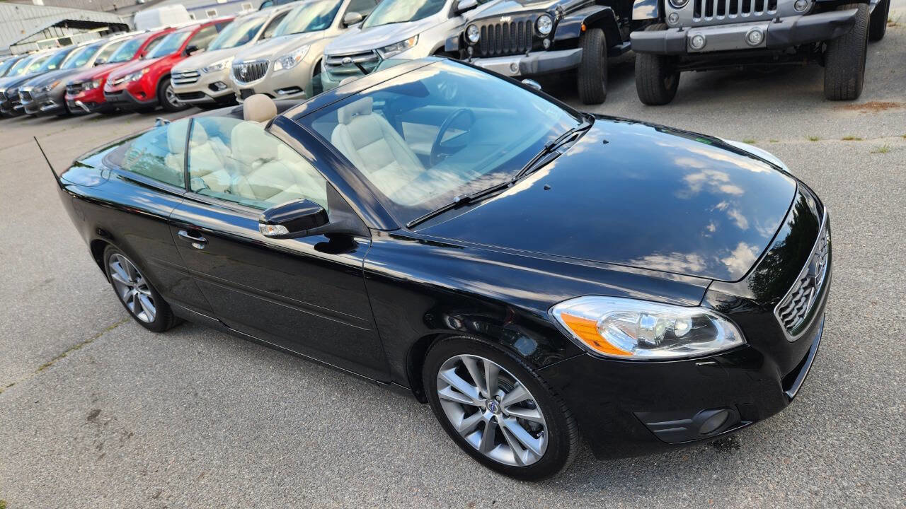 Used 2012 Volvo C70 T5 w/ Climate Pkg image 18