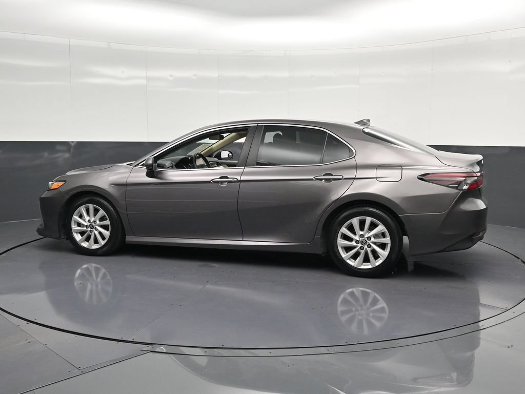 Used 2023 Toyota Camry LE FWD image 8