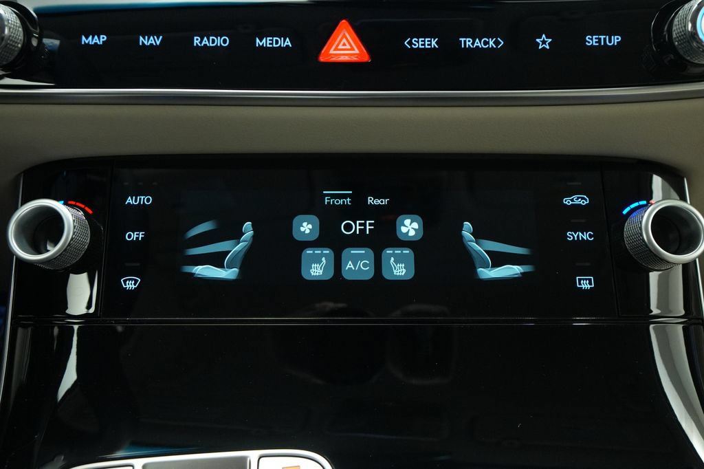 New 2026 Genesis GV70 2.5T AWD/4WD image 31