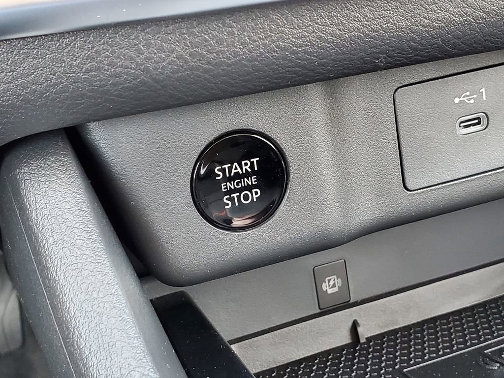 New 2026 Nissan Rogue SV AWD/4WD image 31