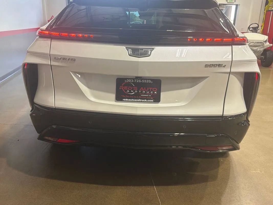 Used 2024 Cadillac Lyriq Sport AWD/4WD image 28