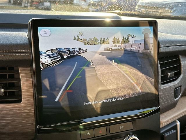 Used 2023 Ford Expedition Limited image 14