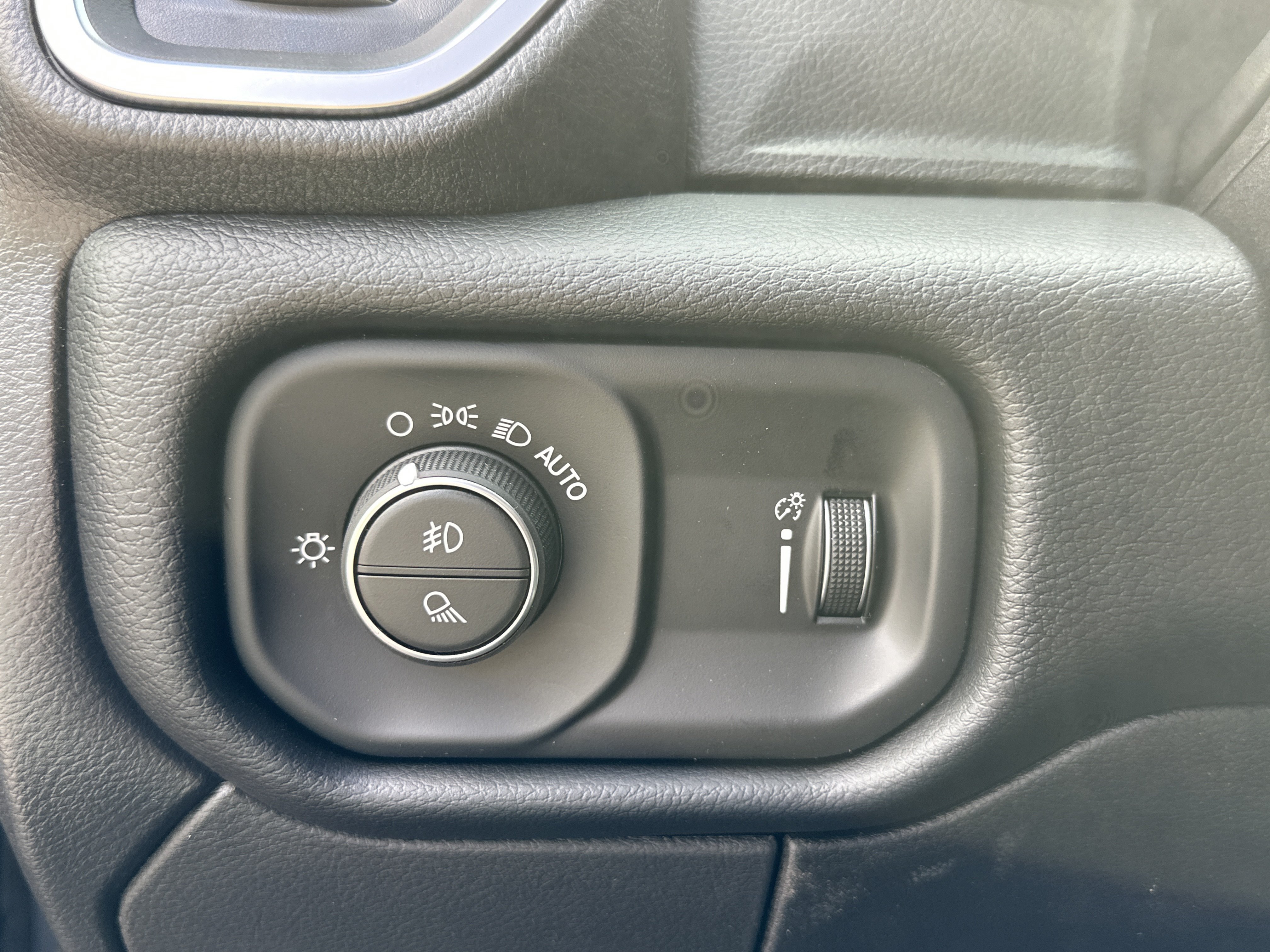 New 2026 RAM 5500 4x4 Crew Cab image 13