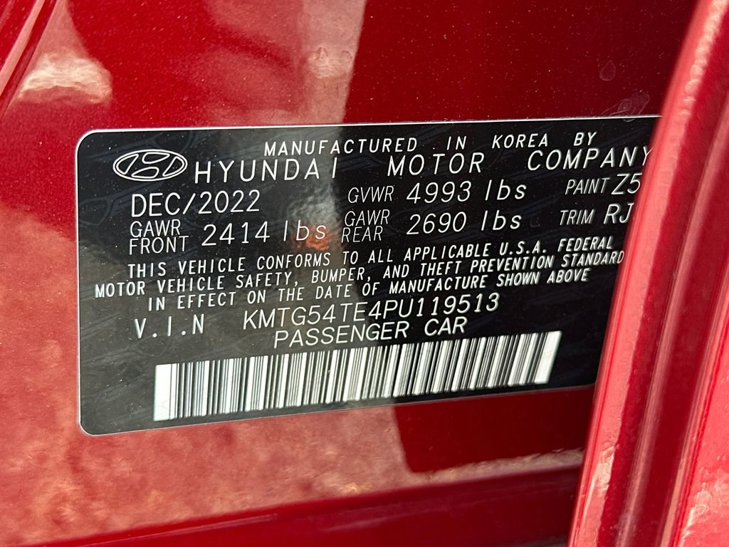 Used 2023 Genesis G70 3.3T AWD/4WD image 37