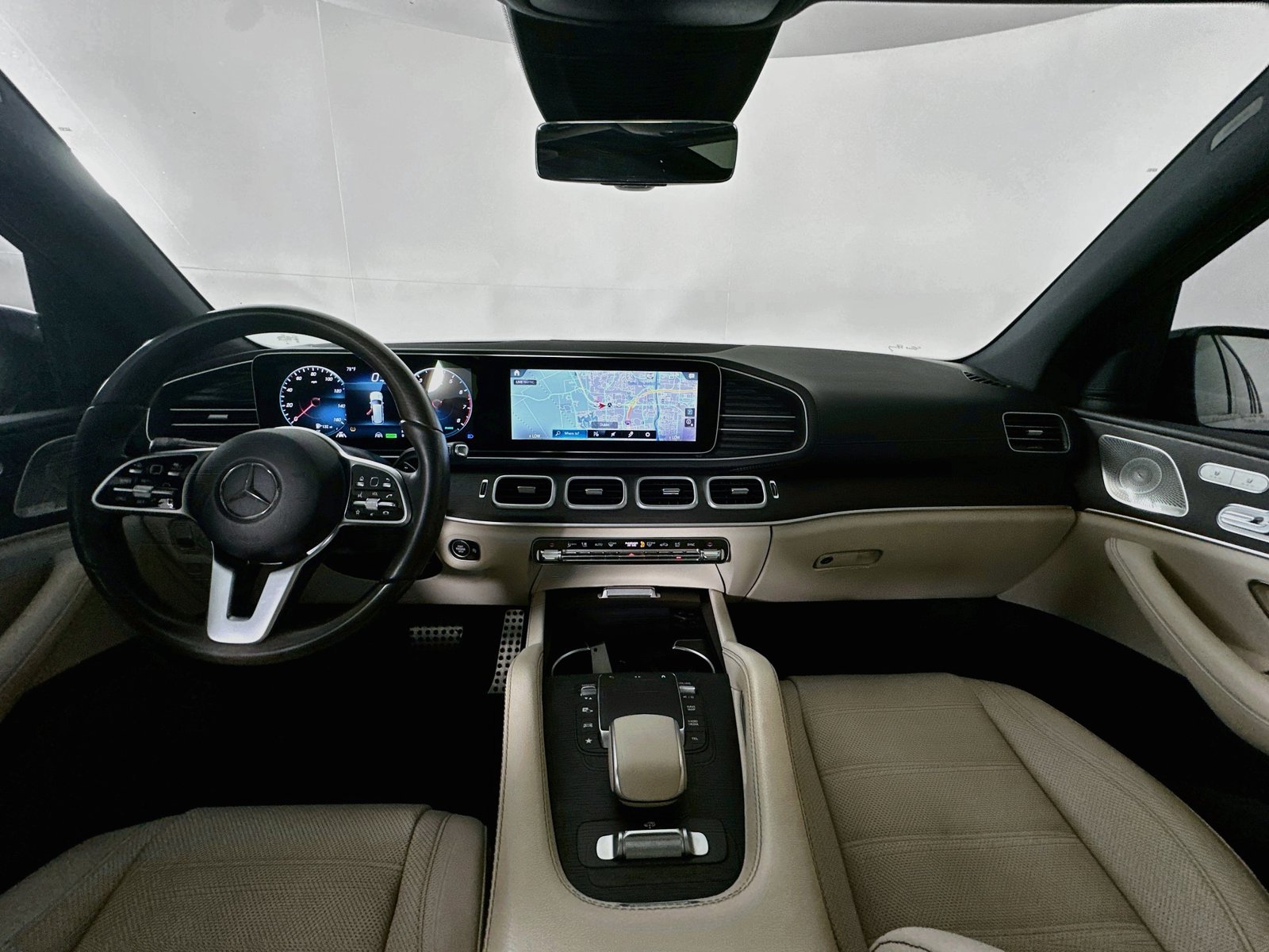 Used 2023 Mercedes-Benz GLS 580 4MATIC image 14