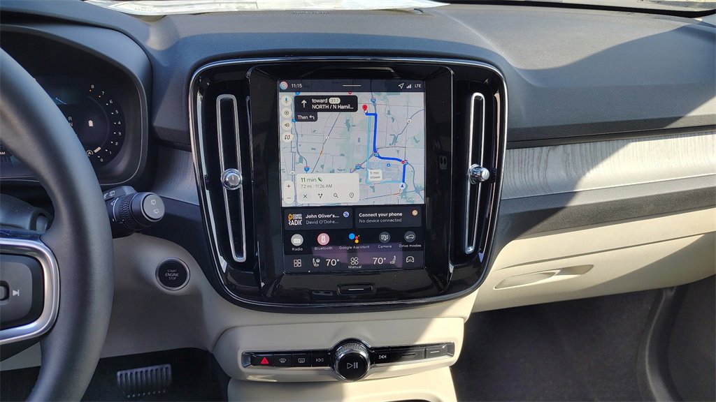 New 2026 Volvo XC40 B5 Ultra w/ Climate Package image 19