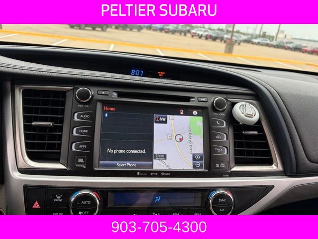 Used 2017 Toyota Highlander Limited Platinum FWD image 12
