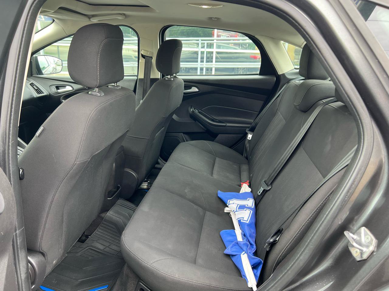 Used 2018 Ford Focus SEL FWD image 12