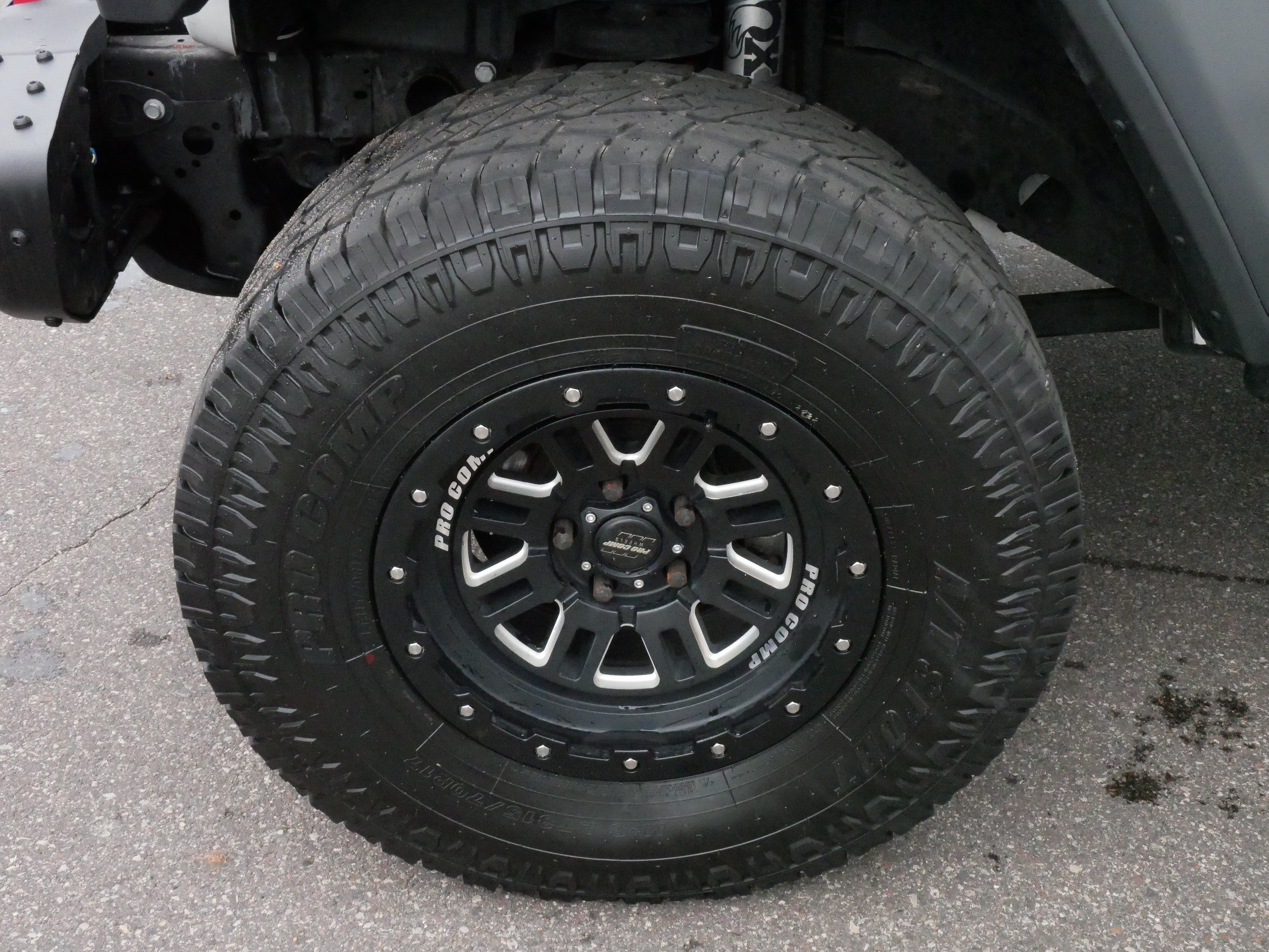 Used 2018 Jeep Wrangler Unlimited Rubicon w/ Dual Top Group AWD/4WD image 15