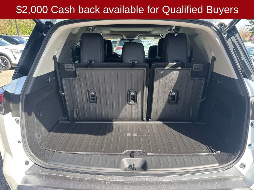 New 2026 Nissan Pathfinder Platinum image 24