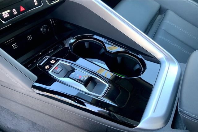 Used 2025 Audi Q5 Premium Plus w/ Premium Plus AWD/4WD image 25