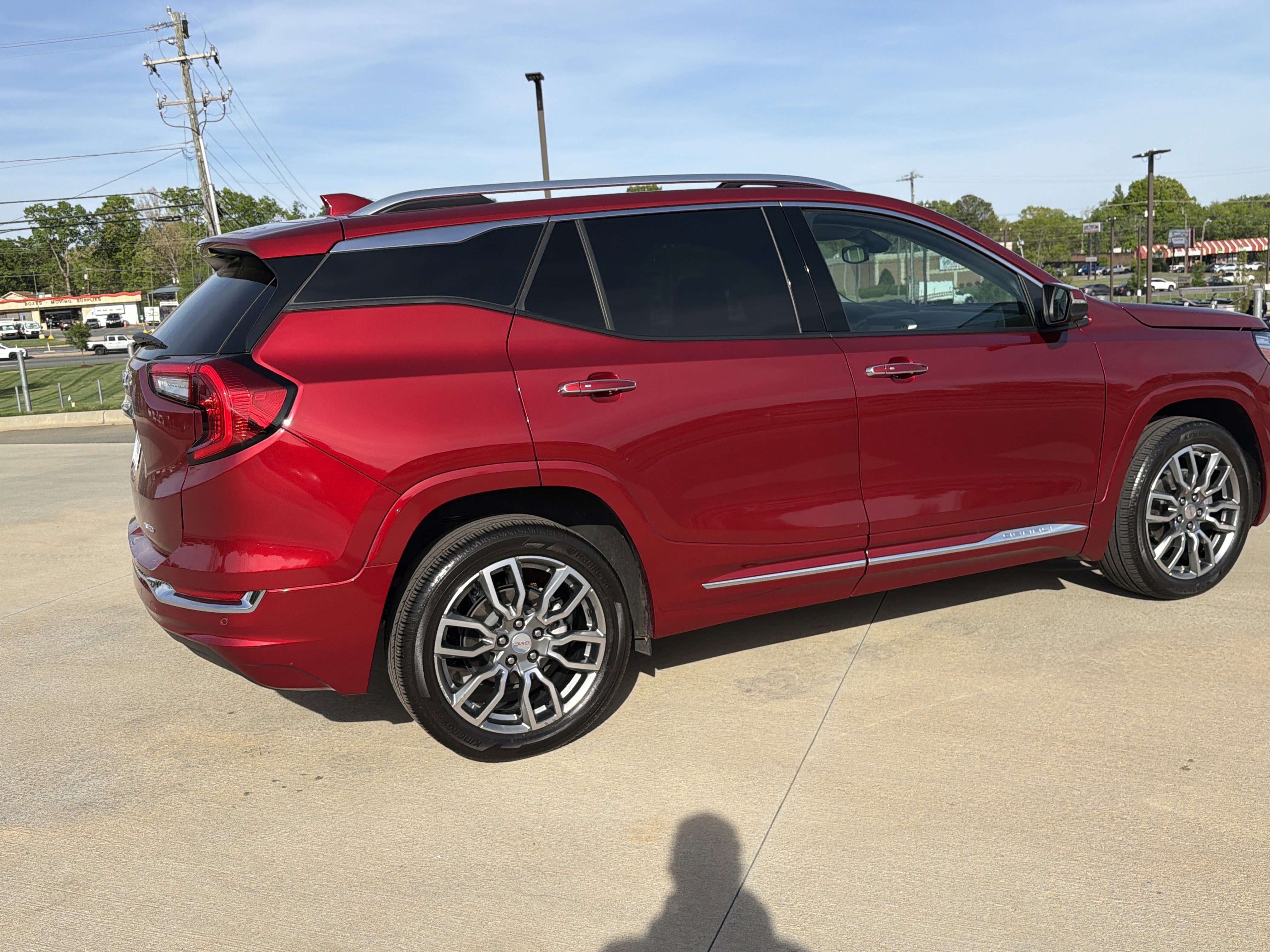 Used 2024 GMC Terrain Denali w/ Denali Premium Package image 14