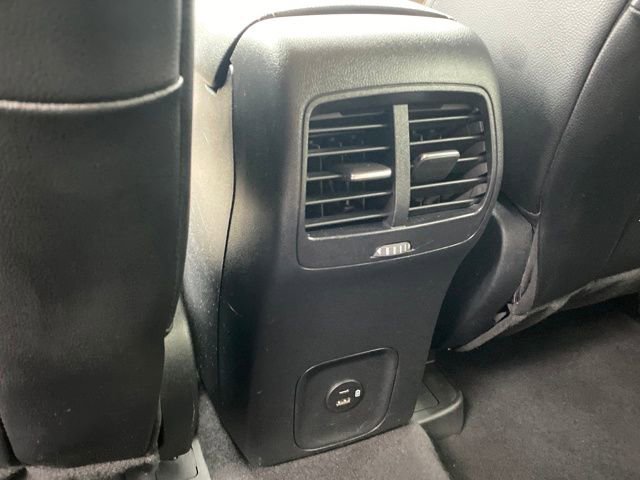 Used 2020 Ford Escape Titanium image 20