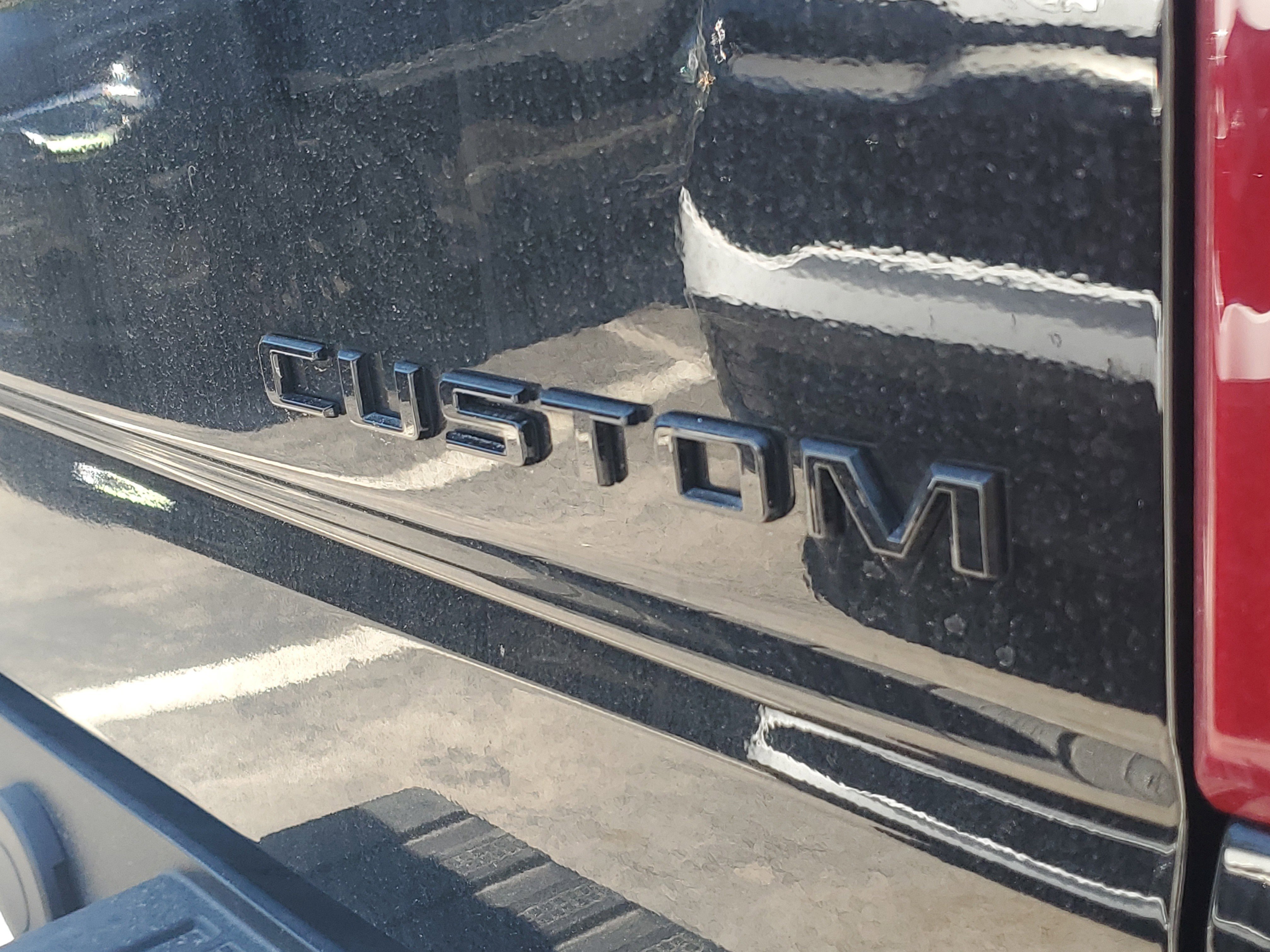 Used 2025 Chevrolet Silverado 1500 Custom w/ Turbomax Blackout Package RWD image 6