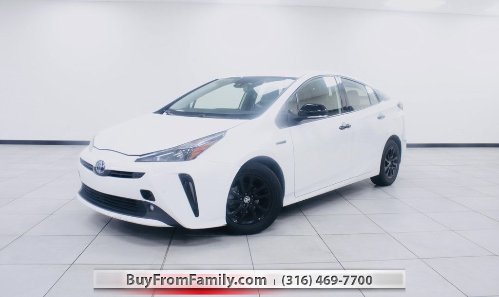 Used 2022 Toyota Prius XLE