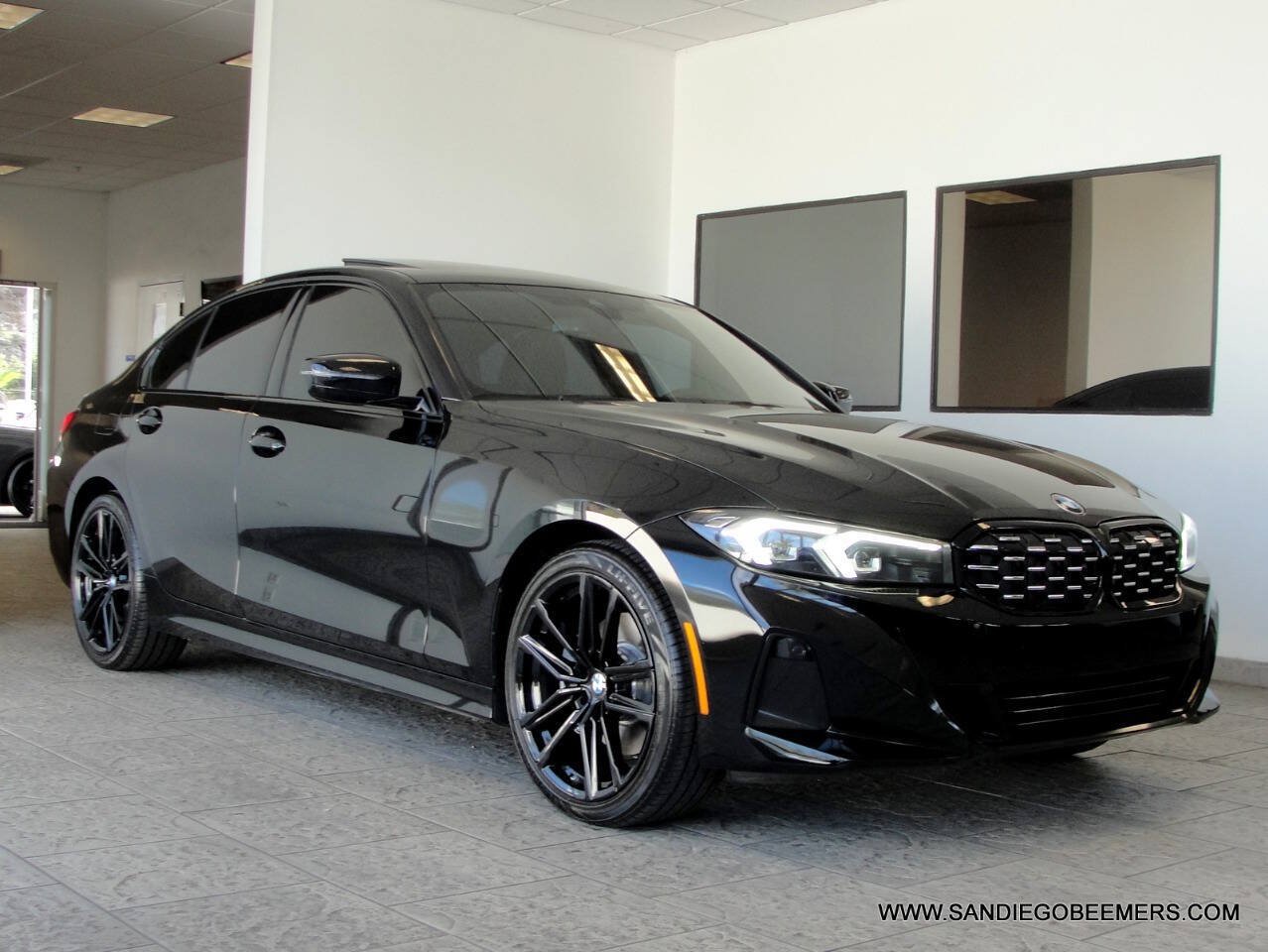 Used 2023 BMW 330i Sedan w/ Premium Package RWD image 38