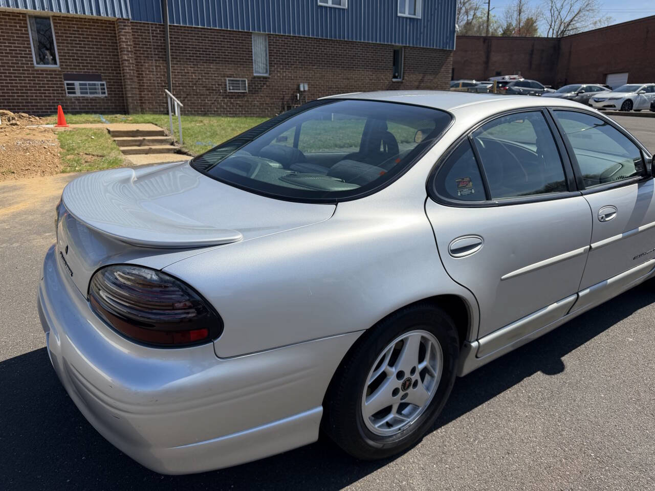 Used 2002 Pontiac Grand Prix GT FWD image 10