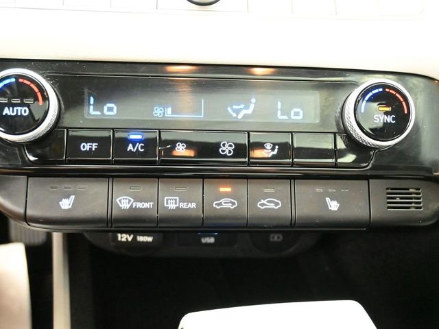 Used 2024 Hyundai Elantra Limited image 20