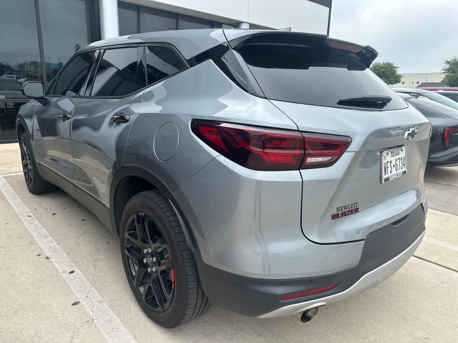 Used 2025 Chevrolet Blazer LT w/ Redline Edition FWD image 3