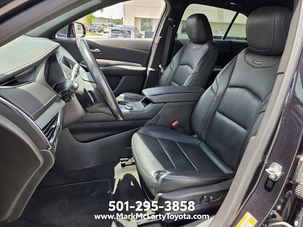 Used 2023 Cadillac XT4 Premium Luxury w/ Cold Weather Package AWD/4WD image 9