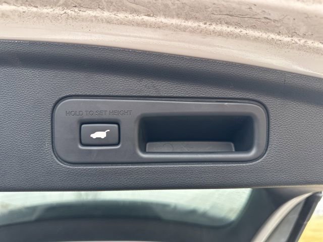 Used 2025 Acura MDX SH-AWD w/ Technology Package image 13