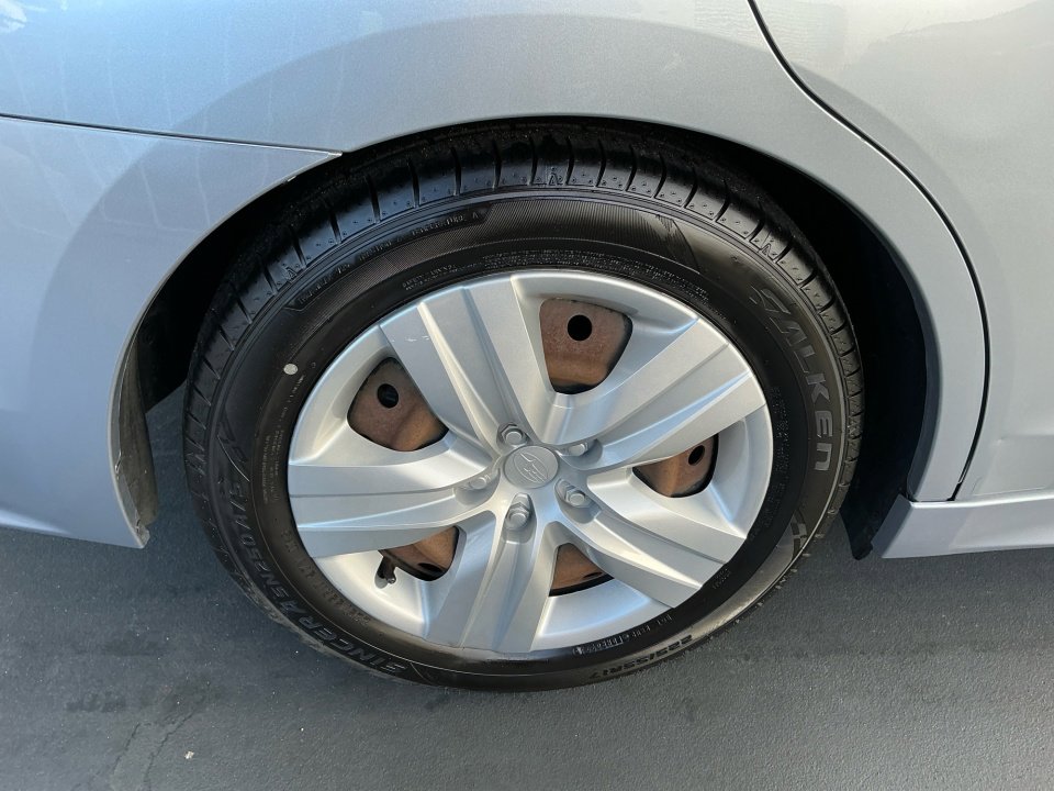 Used 2016 Subaru Legacy 2.5i image 27