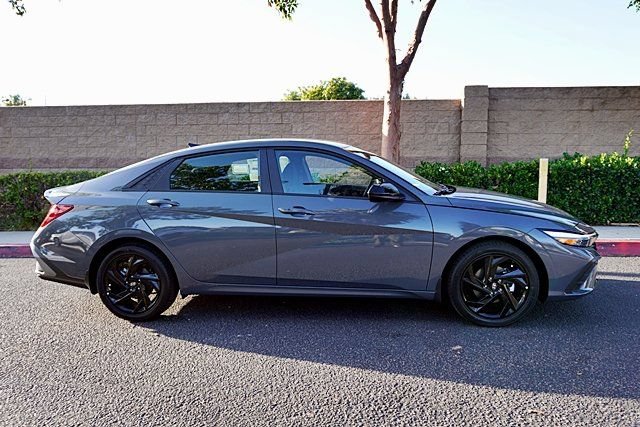 New 2026 Hyundai Elantra Sport FWD image 7